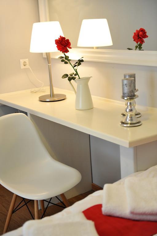 Piteoussa Hotel Hydra  Room photo